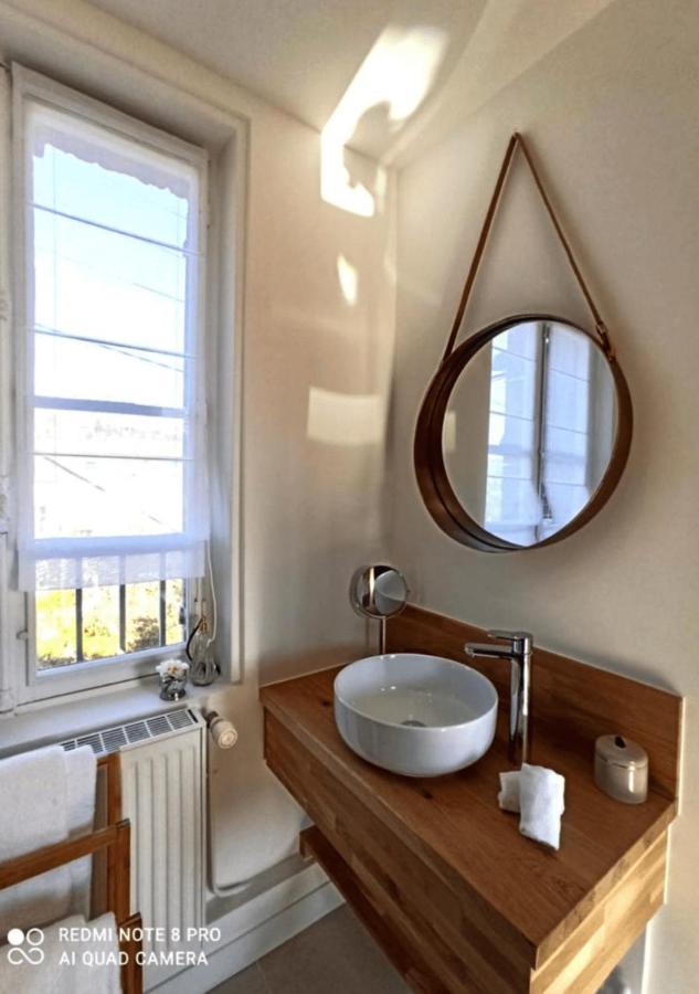 Jane'Laur - Honfleur Bed and Breakfast Exteriör bild